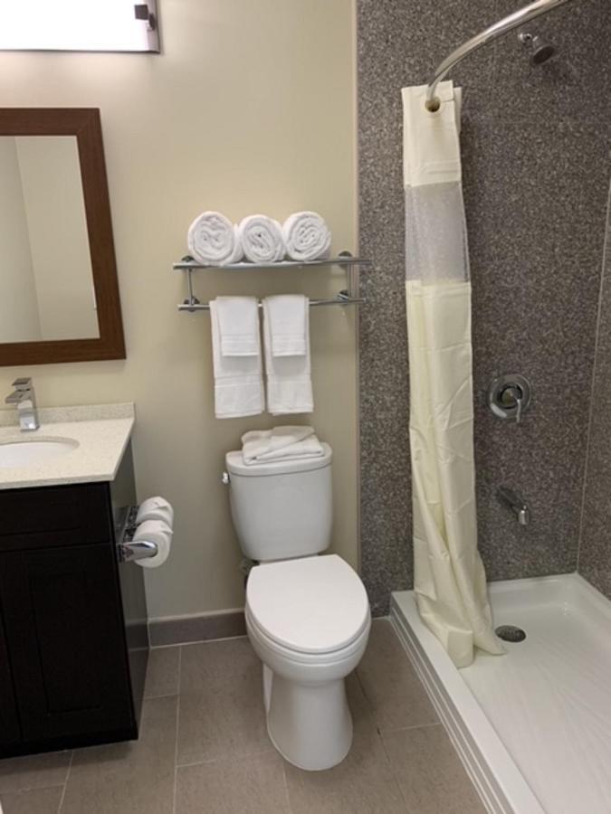 Astoria Delancy Inn & Suites Нью-Йорк Екстер'єр фото